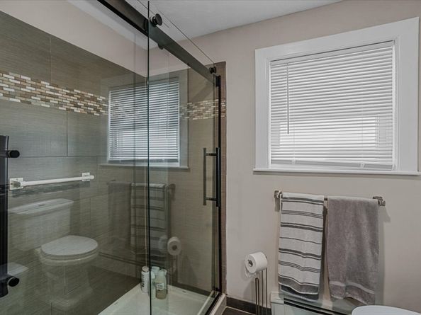 18 Bickford Ave, Revere MA 02151