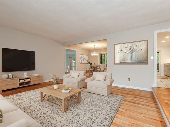6 Westfield Dr., Holliston MA 01746