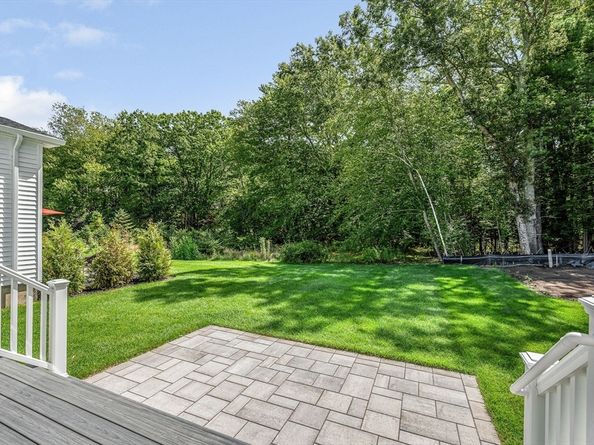 12 Hope Lane 14, Boxford MA 01921