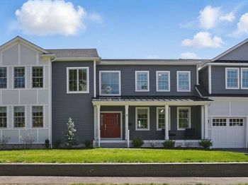11 Fuller Brook Avenue