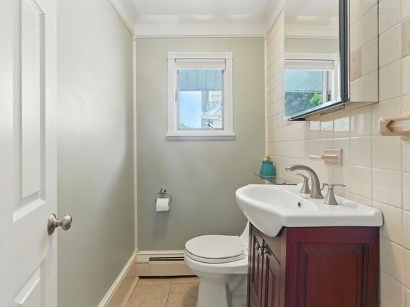 9 Rustic Rd, Stoneham MA 02180
