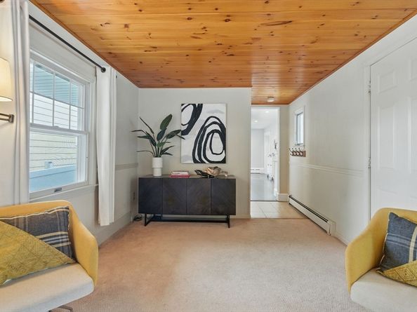 9 Rustic Rd, Stoneham MA 02180