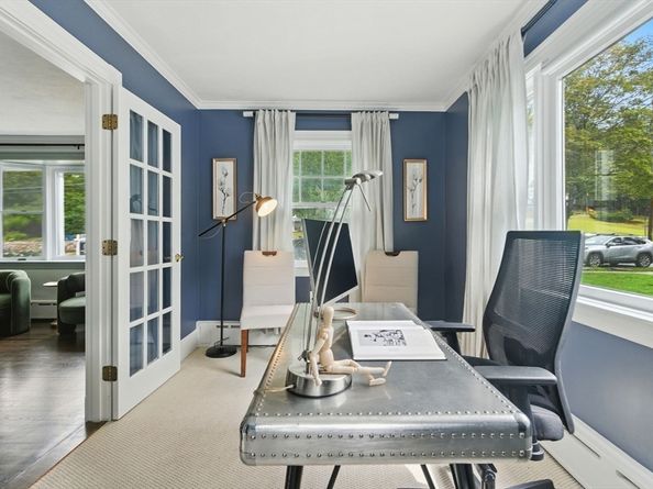 9 Rustic Rd, Stoneham MA 02180