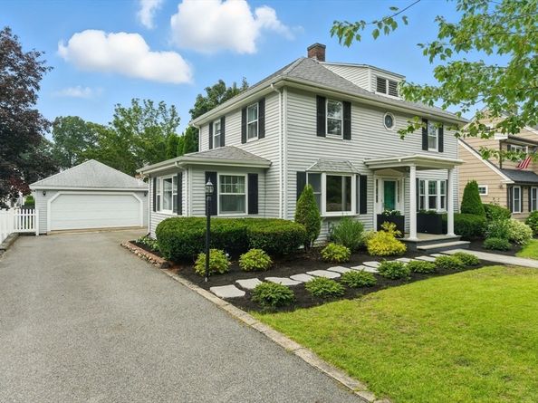 9 Rustic Rd, Stoneham MA 02180