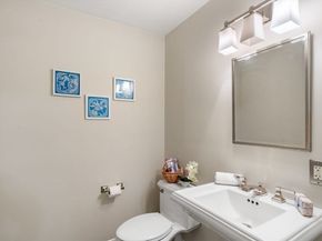 30 Kings Beach Ter, Swampscott MA 01907