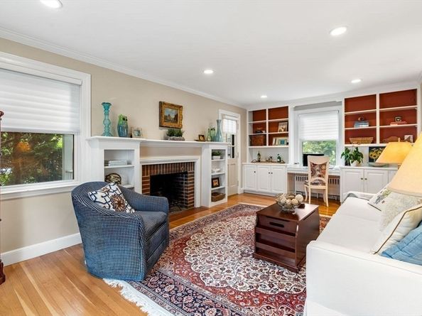 30 Kings Beach Ter, Swampscott MA 01907