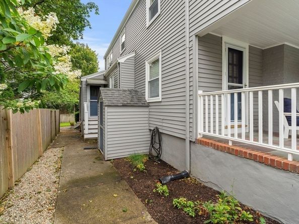 30 Kings Beach Ter, Swampscott MA 01907