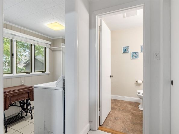 30 Kings Beach Ter, Swampscott MA 01907