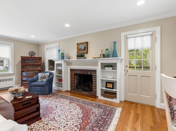 30 Kings Beach Ter, Swampscott MA 01907