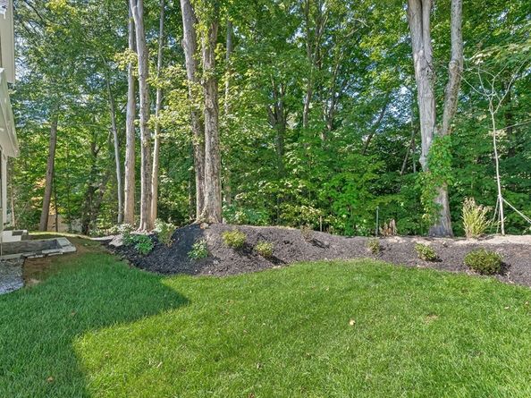 93 Seaver Street, Wellesley MA 02481