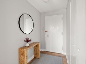 45 Longwood Ave PHA, Brookline MA 02446