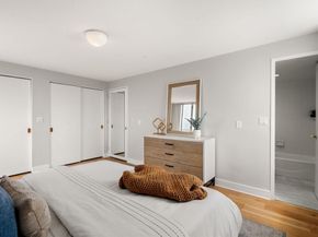 45 Longwood Ave PHA, Brookline MA 02446
