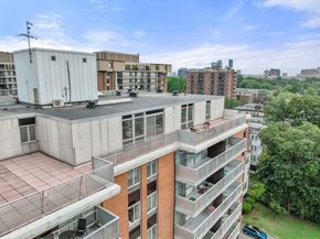 45 Longwood Ave PHA, Brookline MA 02446