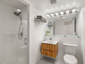 45 Longwood Ave PHA, Brookline MA 02446