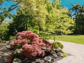 22 Allen St, Marion MA 02738