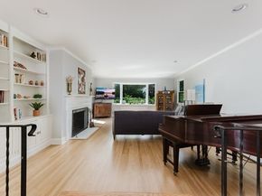 22 Allen St, Marion MA 02738