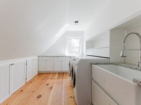 22 Allen St, Marion MA 02738