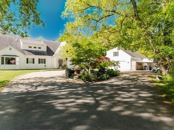 22 Allen St, Marion MA 02738