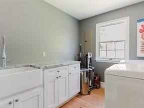 22 Allen St, Marion MA 02738