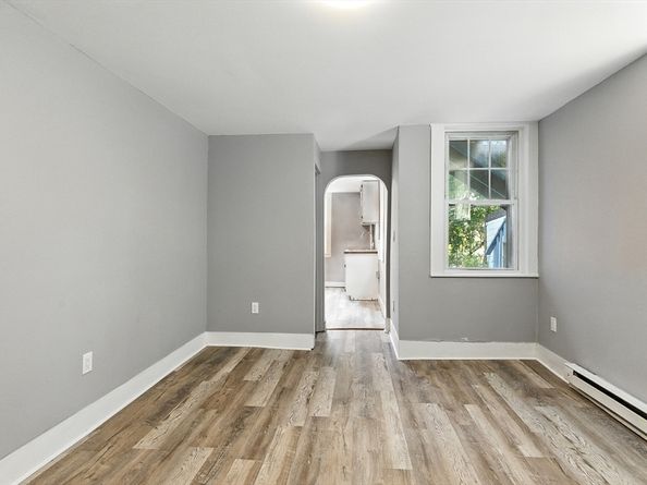 17 Suffolk St, Chelsea MA 02150
