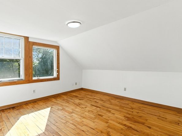 17 Suffolk St, Chelsea MA 02150