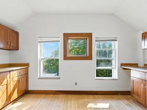 17 Suffolk St, Chelsea MA 02150