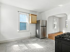 17 Suffolk St, Chelsea MA 02150