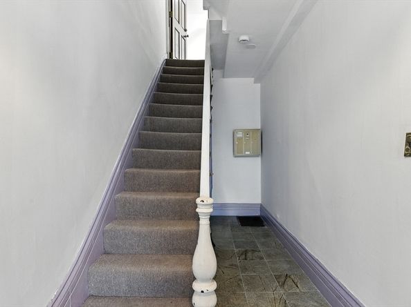 17 Suffolk St, Chelsea MA 02150