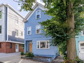 17 Suffolk St, Chelsea MA 02150