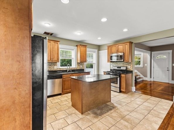 386 Morton St, Stoughton MA 02072