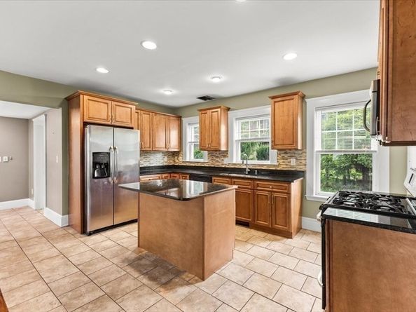 386 Morton St, Stoughton MA 02072