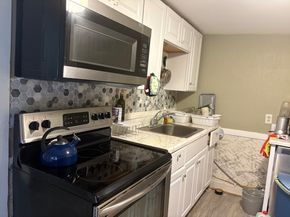 54 Chatham St, Worcester MA 01609