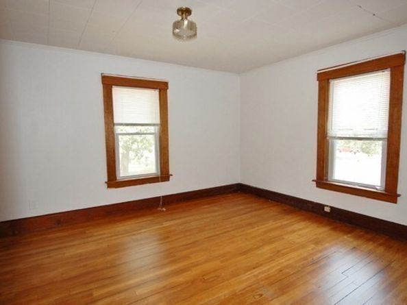 851 Lancaster St, Leominster MA 01453