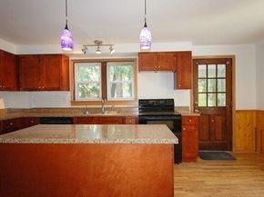 851 Lancaster St, Leominster MA 01453