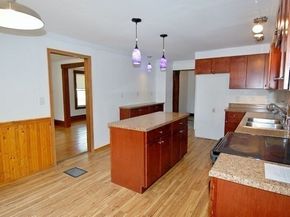 851 Lancaster St, Leominster MA 01453