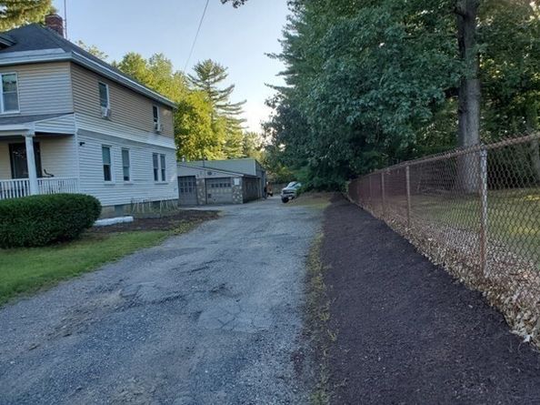 851 Lancaster St, Leominster MA 01453