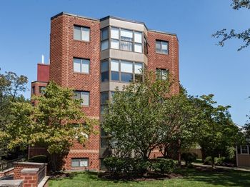 975 Massachusetts Ave