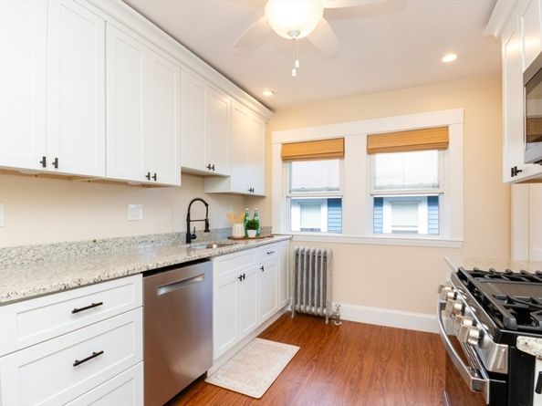 33 Pierce Ave, Boston MA 02122