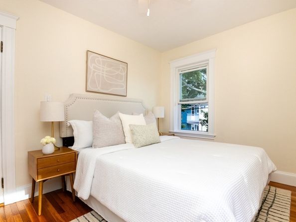 33 Pierce Ave, Boston MA 02122