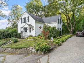 18 Brown St, Leicester MA 01611