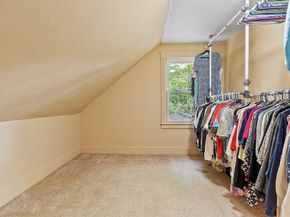 18 Brown St, Leicester MA 01611