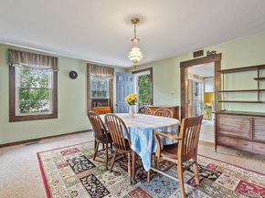 18 Brown St, Leicester MA 01611