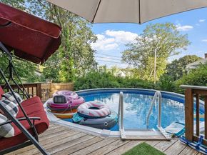 18 Brown St, Leicester MA 01611