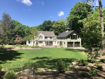 16 Pinecroft Rd