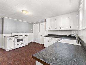 211 Burrill St, Swampscott MA 01907