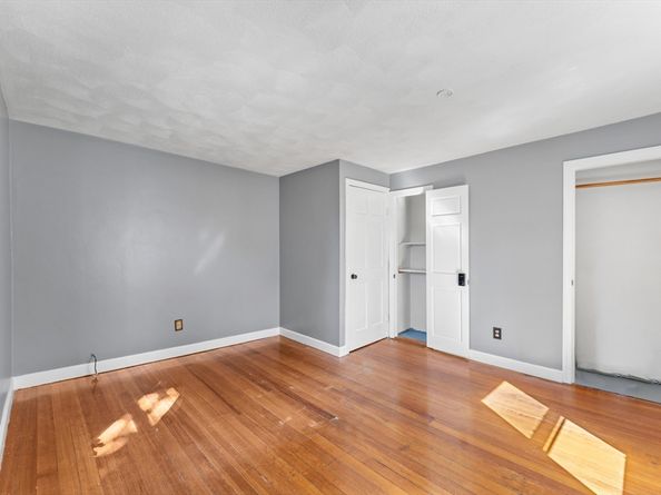 211 Burrill St, Swampscott MA 01907