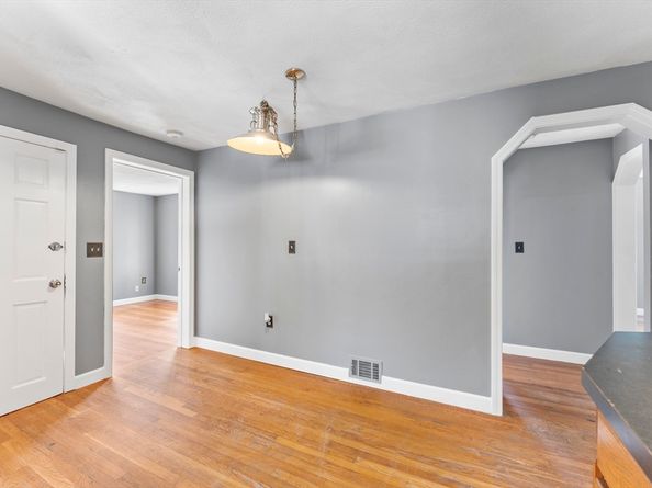 211 Burrill St, Swampscott MA 01907