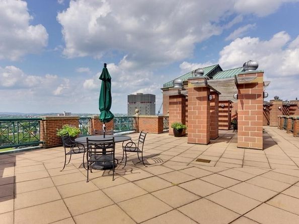 10 Rogers St 308, Cambridge MA 02142