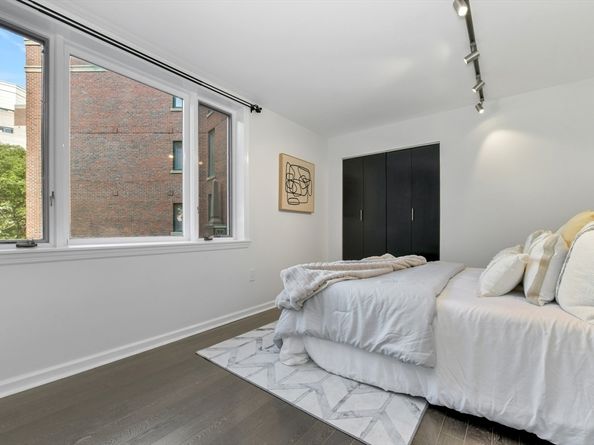 10 Rogers St 308, Cambridge MA 02142