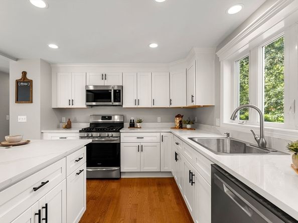 16 Water Street, Tewksbury MA 01876